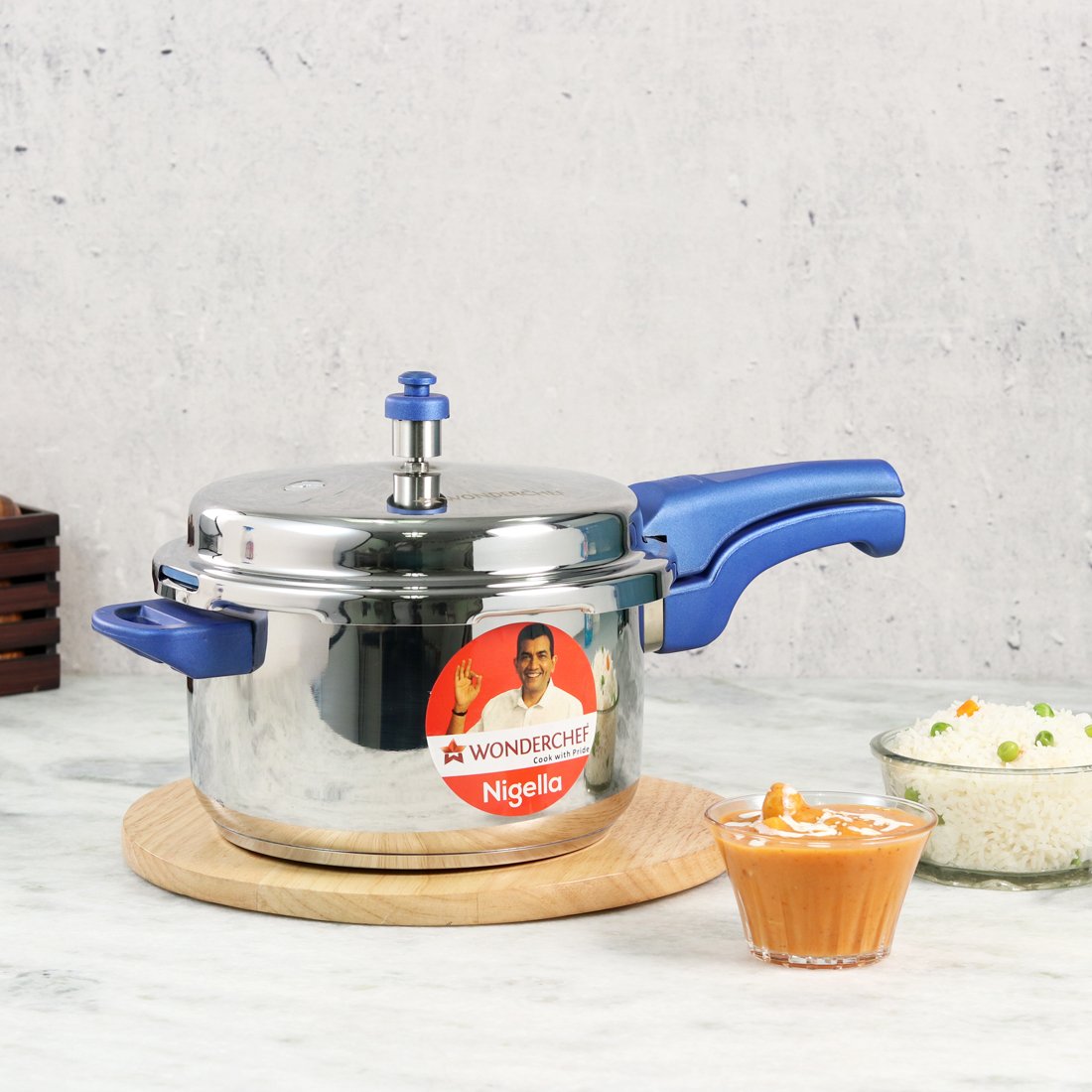 Nigella St Steel Pressure Cooker with Outer Lid, Induction, Blue, 7L
